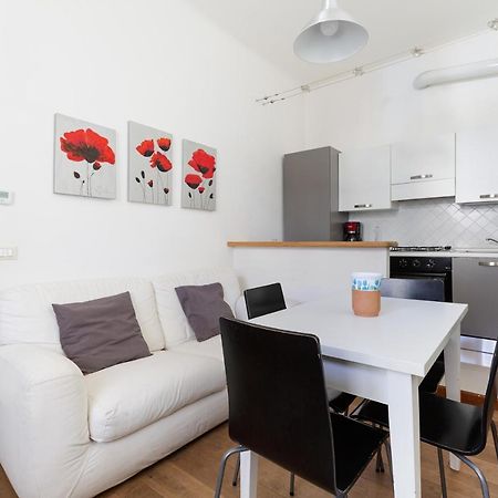 Appartamento Milan Comfy Apt - Calvairate District Esterno foto